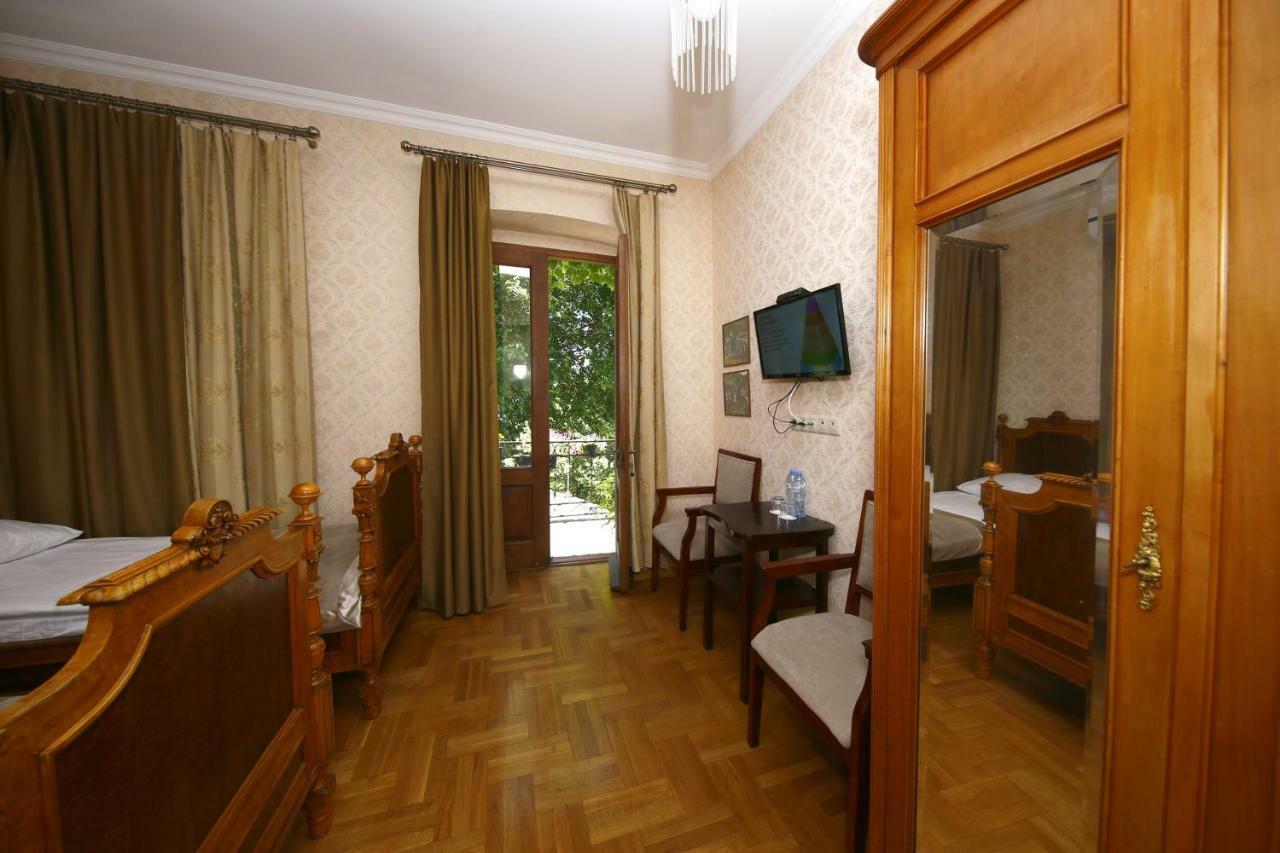 Bloom Boutique Hotel Tbilisi Exterior foto